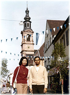 OldPhoto141_230.jpg (27987 bytes)