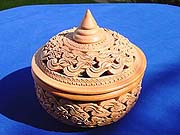 Pottery1.JPG (13320 bytes)
